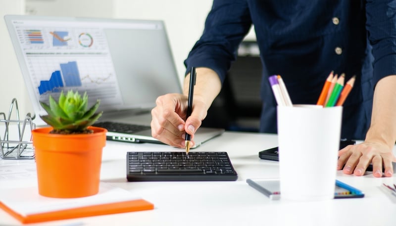 HubSpot and AI automation consultancy services for SMEs HubSpot and AI automation consultancy services for SMEs